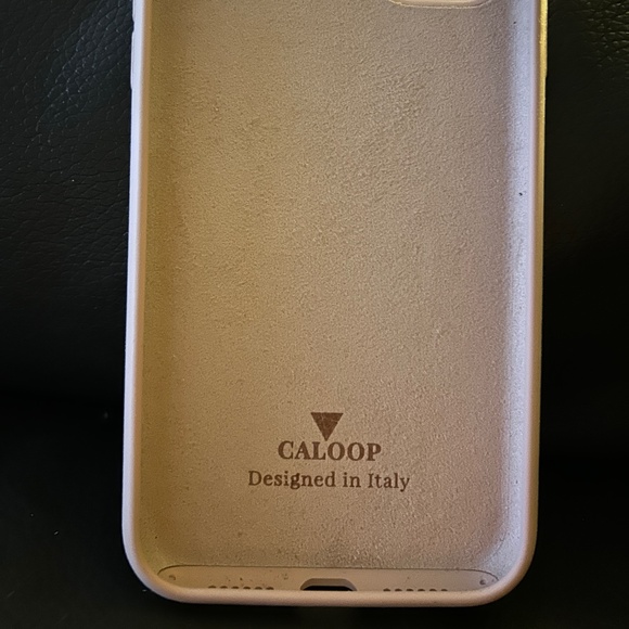 CALOOP Slim-Fit for iPhone 11 Case - Picture 4 of 4